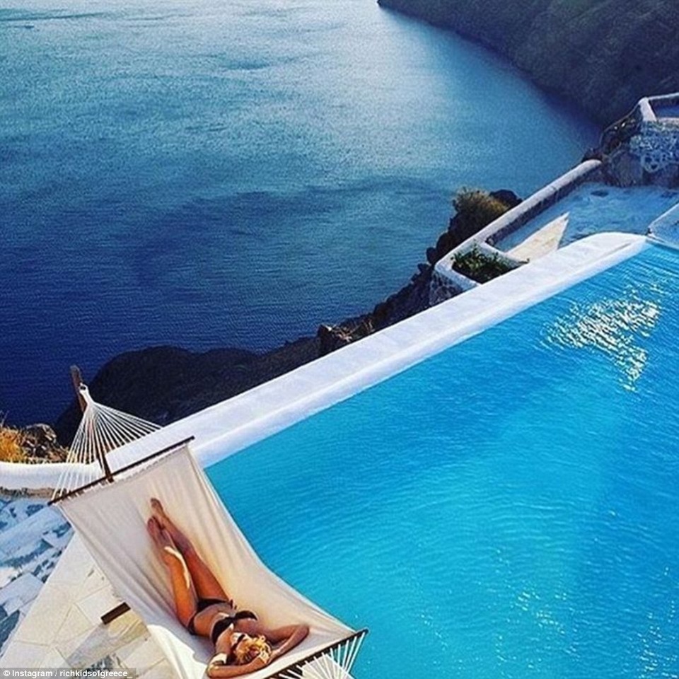 Cuộc sống xa xỉ khó tin của con nhà giàu Hy Lạp - 10