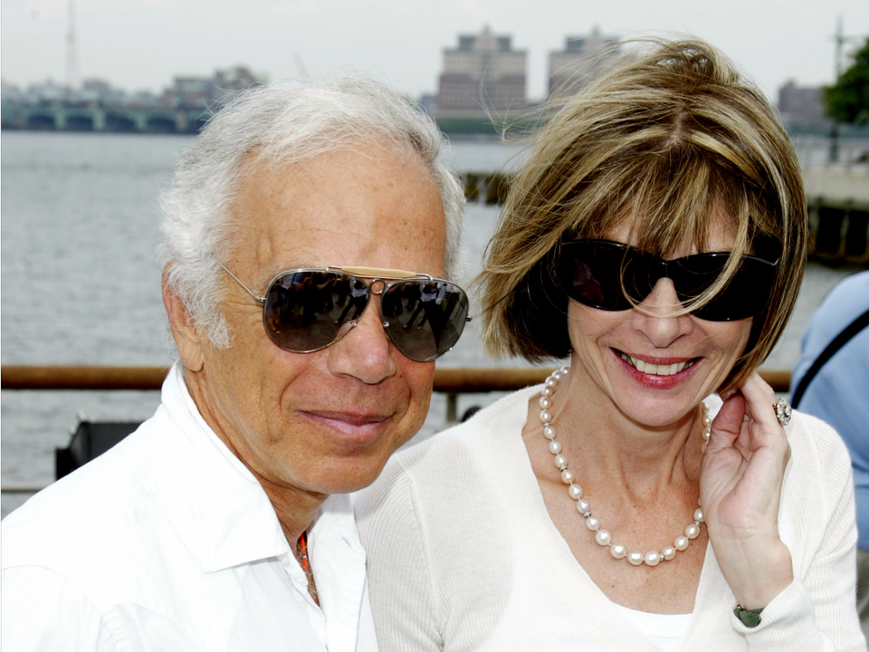 Cuộc sống xa hoa của tỷ phú huyền thoại thời trang Mỹ - 14 Cuộc sống xa hoa của tỷ phú huyền thoại thời trang Mỹ - 14