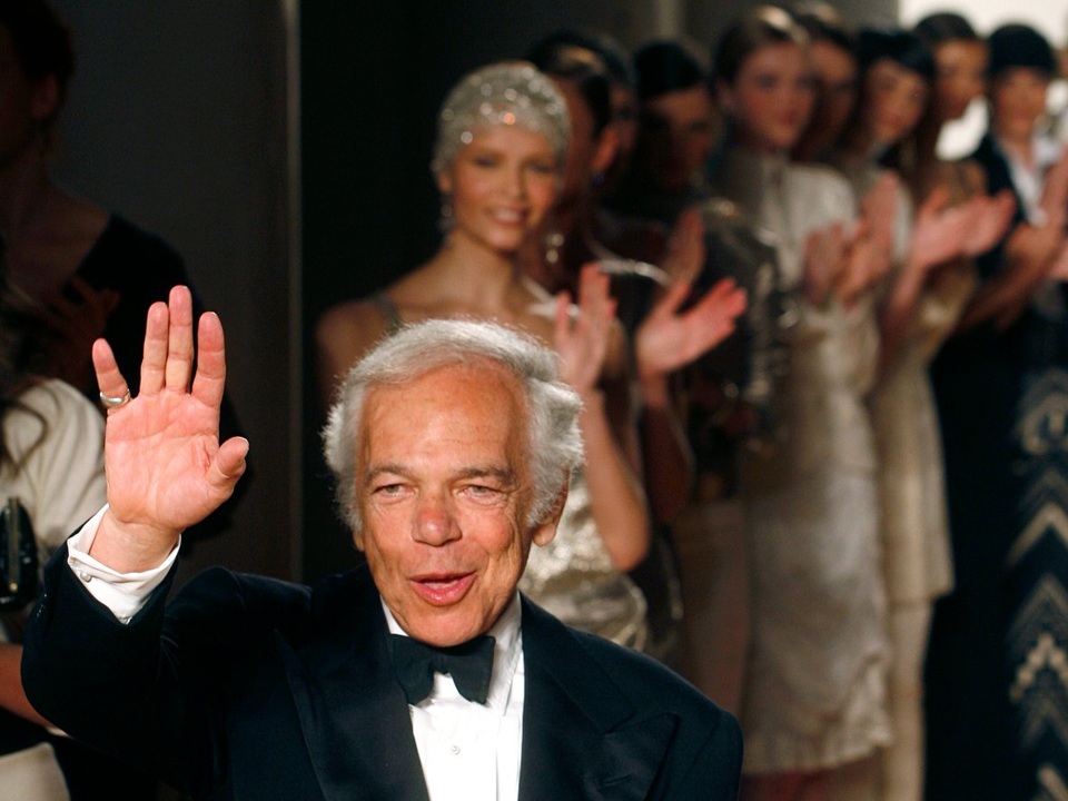 Cuộc sống xa hoa của tỷ phú huyền thoại thời trang Mỹ - 9 Cuộc sống xa hoa của tỷ phú huyền thoại thời trang Mỹ - 9