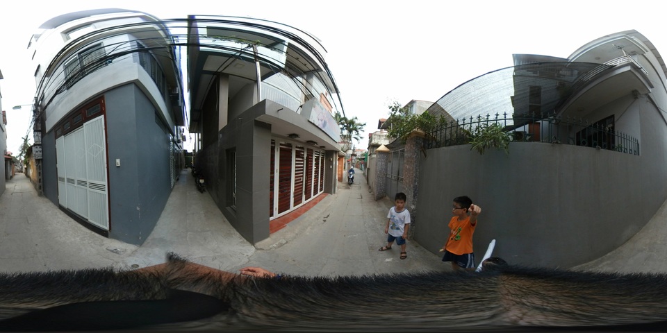 Đoan Trang khoe lưng trần và vũ đạo bốc lửa khi ngồi ghế nóng - 4