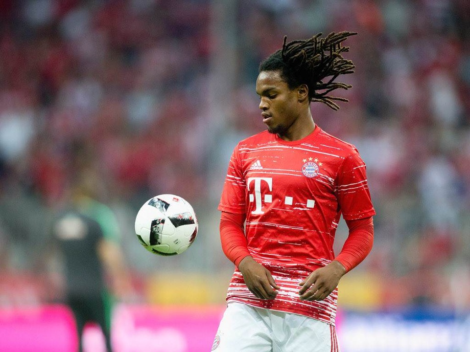 Đội hình tệ nhất châu Âu lượt đi mùa giải 2016/17 - 3 Tài năng trẻ Renato Sanches không thể hiện được mình ở Bayern Munich