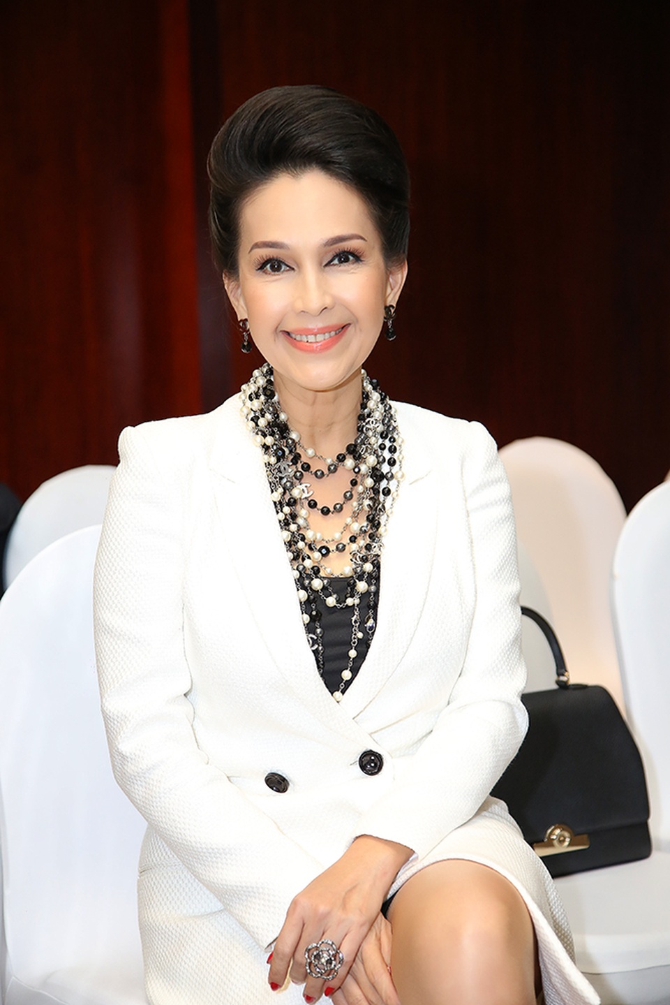 Diễm My đọ dáng Trương Ngọc Ánh - 7