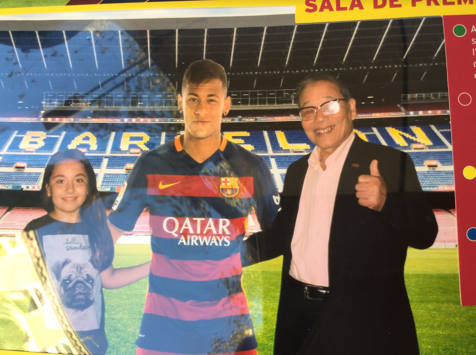 Thăm "thánh đường" Nou Camp - Sân vận động lớn nhất châu Âu - 14 Thăm "thánh đường" Nou Camp - Sân vận động lớn nhất châu Âu - 14