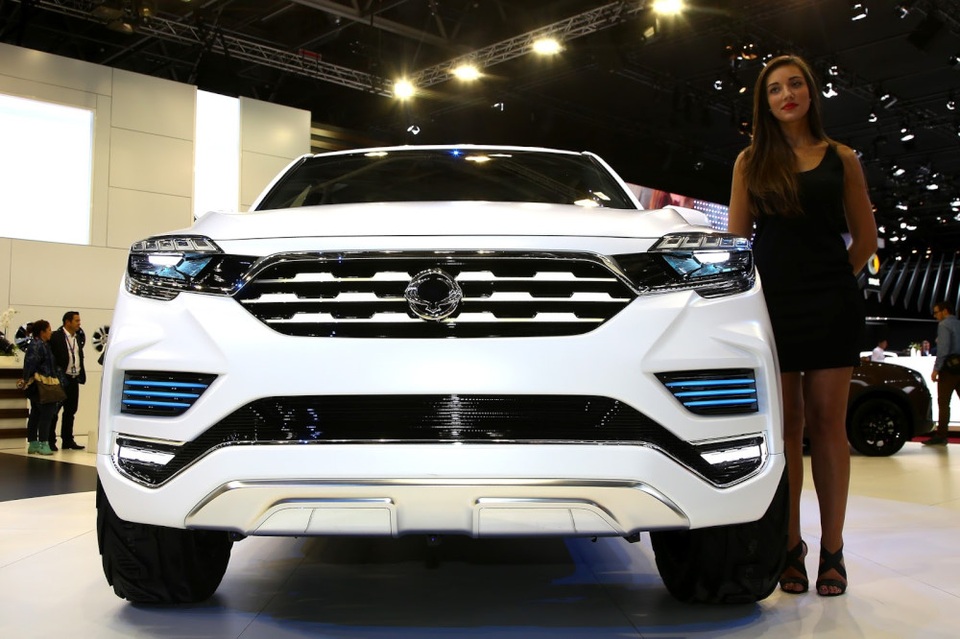 SsangYong LIV-2 Concept - Tương lai của Rexton - 2
