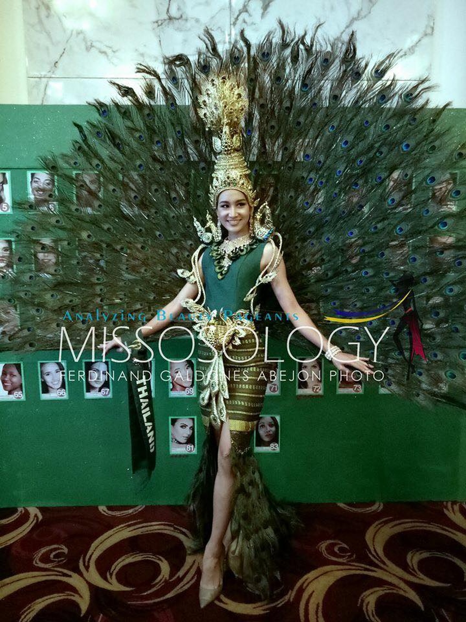 Ngắm những bộ trang phục dân tộc đẹp nhất cuộc thi Hoa hậu Trái đất - 1 
Hoa hậu Thái Lan - thí sinh có bộ trang phục dân tộc đẹp nhất khu vực châu Á và Châu Đại Dương