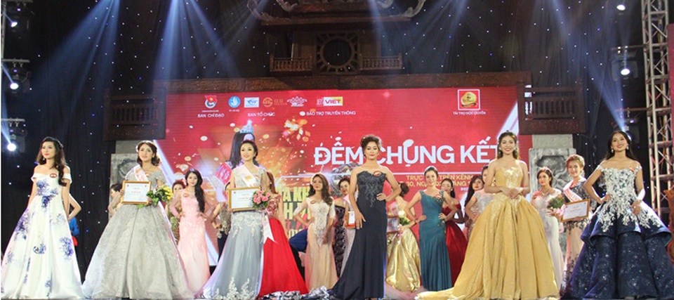 Tìm ra chủ nhân của vương miện Hoa khôi Sinh viên Hà Nội 2016 - 1
Top 6 gương mặt đẹp nhất của đêm chung kết IMiss Thăng Long 2016