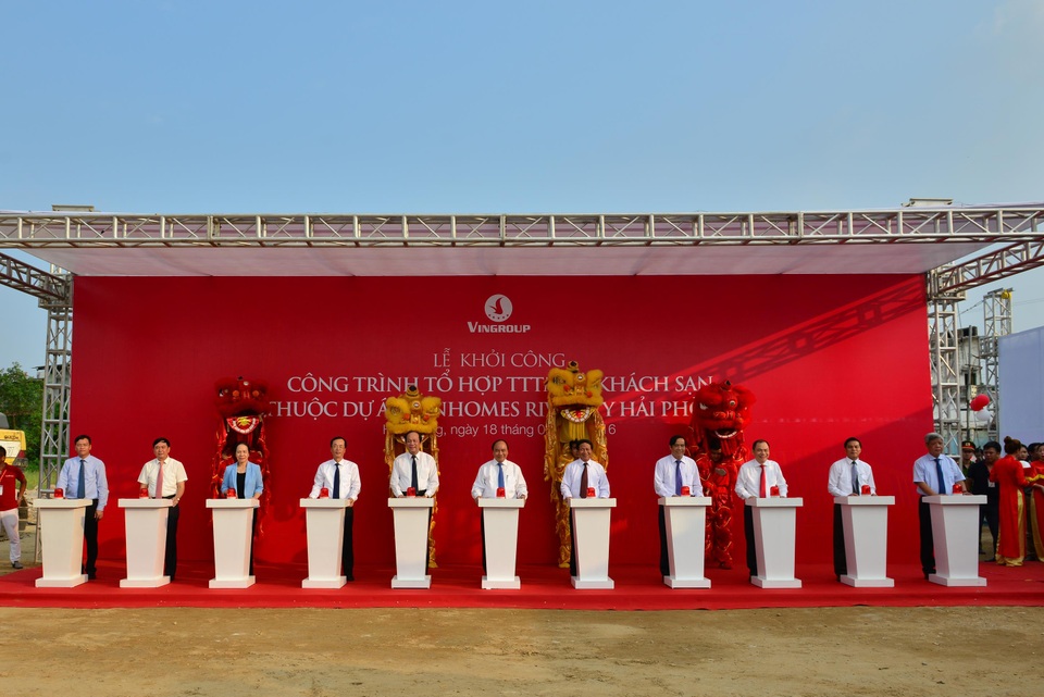 Thủ tướng tham dự lễ khởi công tòa tháp cao nhất vùng duyên hải Bắc Bộ - 1 Thủ tướng tham dự lễ khởi công tòa tháp cao nhất vùng duyên hải Bắc Bộ - 1