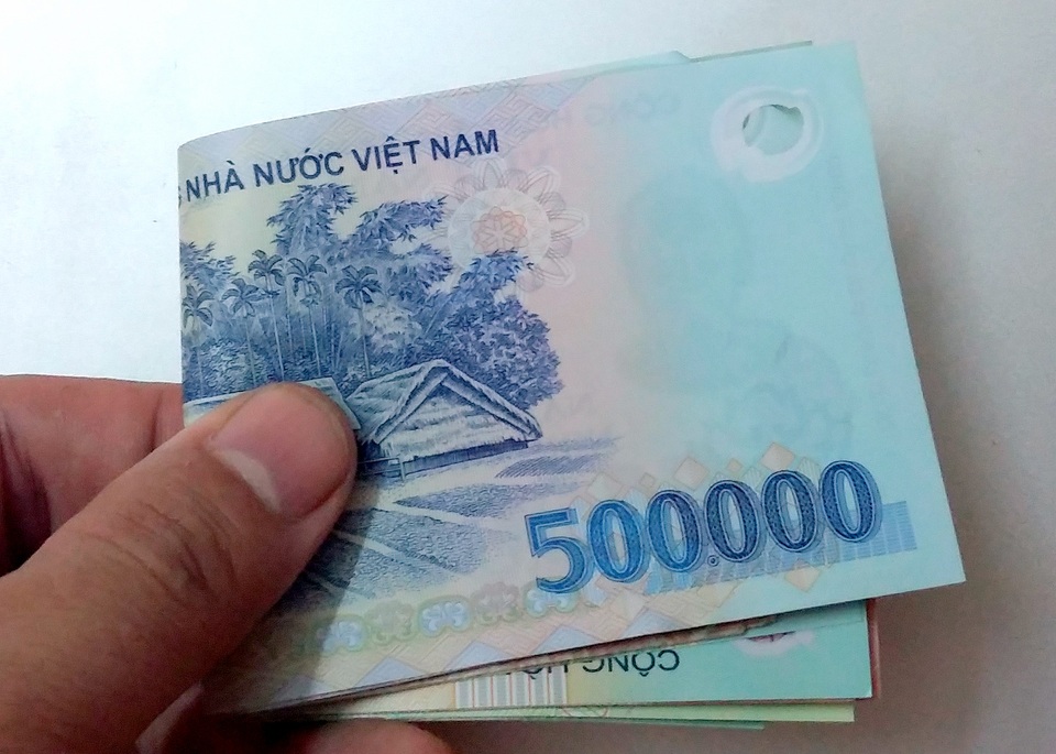 Doanh nghiệp Nhà nước: Vẫn còn tình trạng sếp lương 50-70 triệu đồng nhưng làm ăn thua lỗ - 1
Tiền lương trung bình thấp nhất của lao động thuộc một số tập đoàn đạt 12 triệu đồng/tháng.