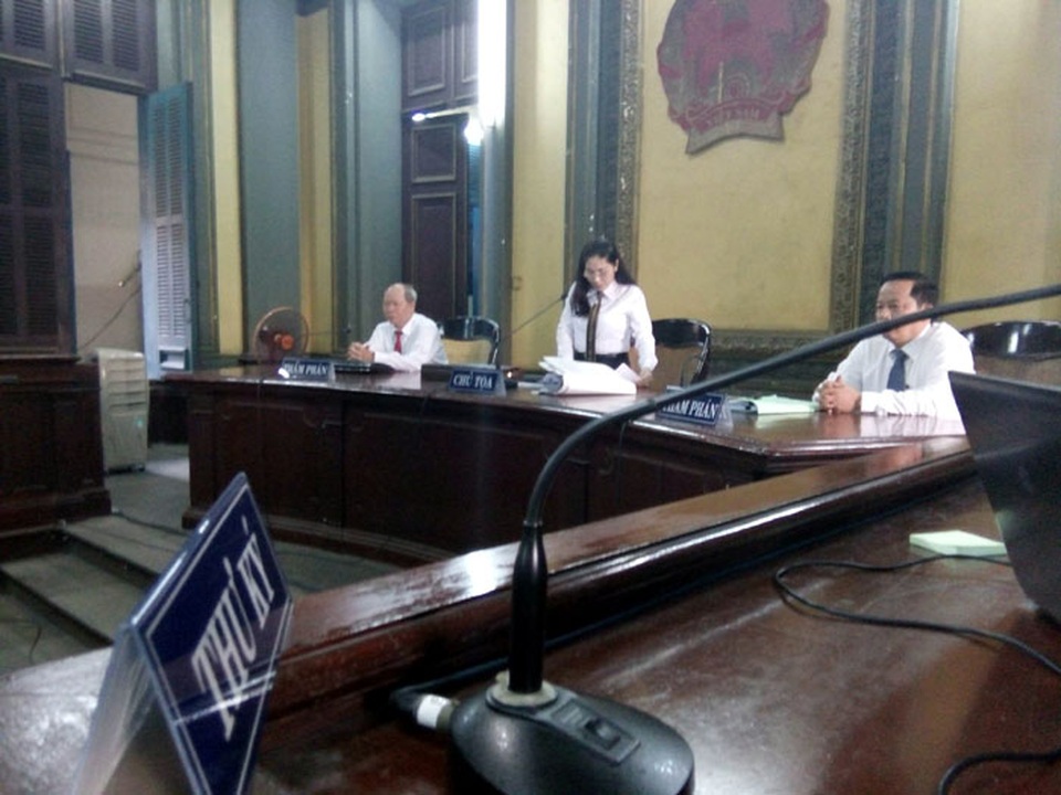 Vụ "con ruồi 500 triệu": Tuyên y án bị cáo Minh 7 năm tù - 1 Vụ "con ruồi 500 triệu": Tuyên y án bị cáo Minh 7 năm tù - 1