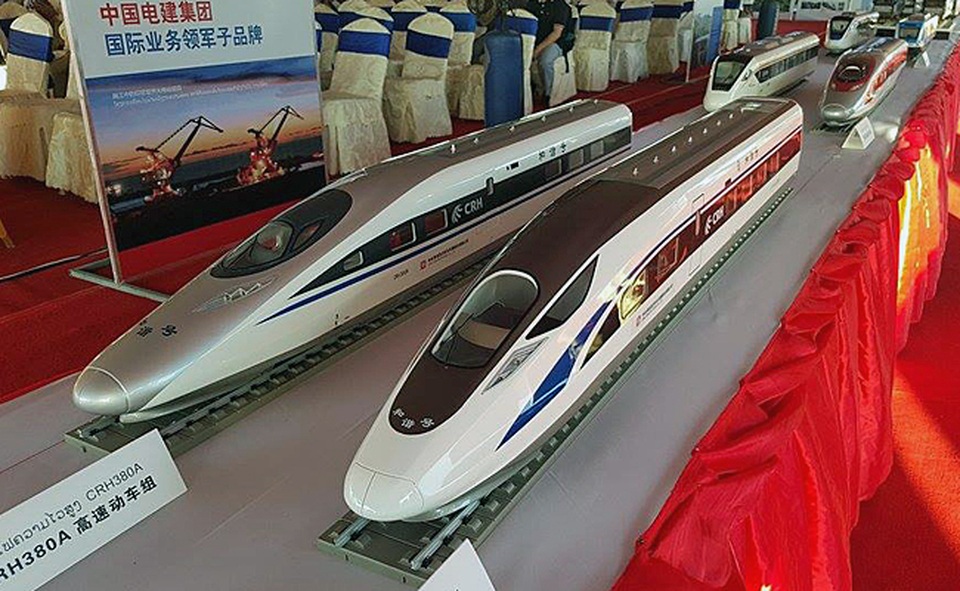 Bài toán chính trị quanh chuyến thăm của Tổng thống Mỹ Obama tới Lào - 1
Mô hình tàu cao tốc Trung Quốc đóng cho Lào. (Ảnh minh họa: Getty)