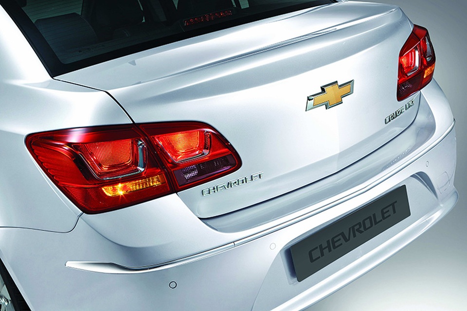 Chevrolet giới thiệu xe Cruze mới tại Việt Nam - 10 Chevrolet giới thiệu xe Cruze mới tại Việt Nam - 10