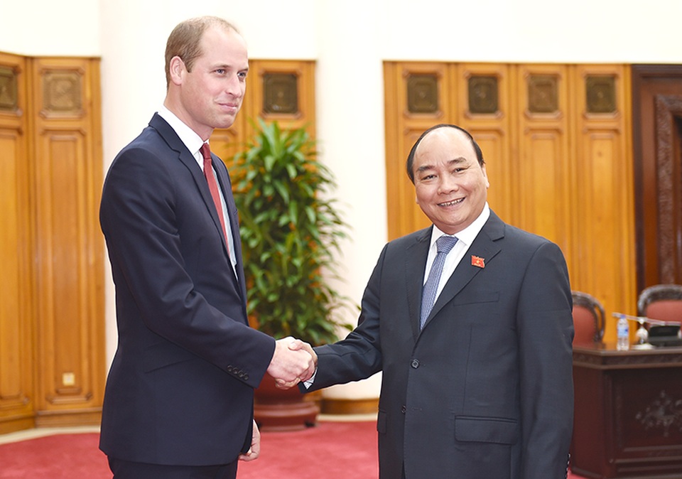 Thủ tướng tiếp Công tước xứ Cambridge, Hoàng tử Anh - 1
Thủ tướng đón tiếp Hoàng tử Anh William tại trụ sở Chính phủ.