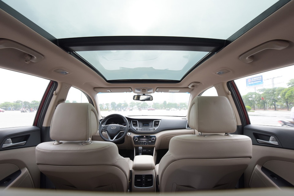 Hyundai Thành Công ưu đãi cho khách mua xe cuối năm - 5 Hyundai Thành Công ưu đãi cho khách mua xe cuối năm - 5