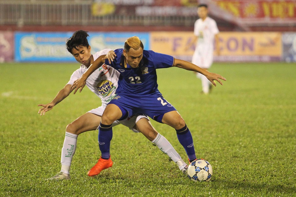 Công Phượng mờ nhạt, U21 HA Gia Lai trắng tay trước U21 Thái Lan - 4
U21 Thái Lan chính thức giành vé vào bán kết với ngôi đầu bảng, ảnh: Nguyễn Đình