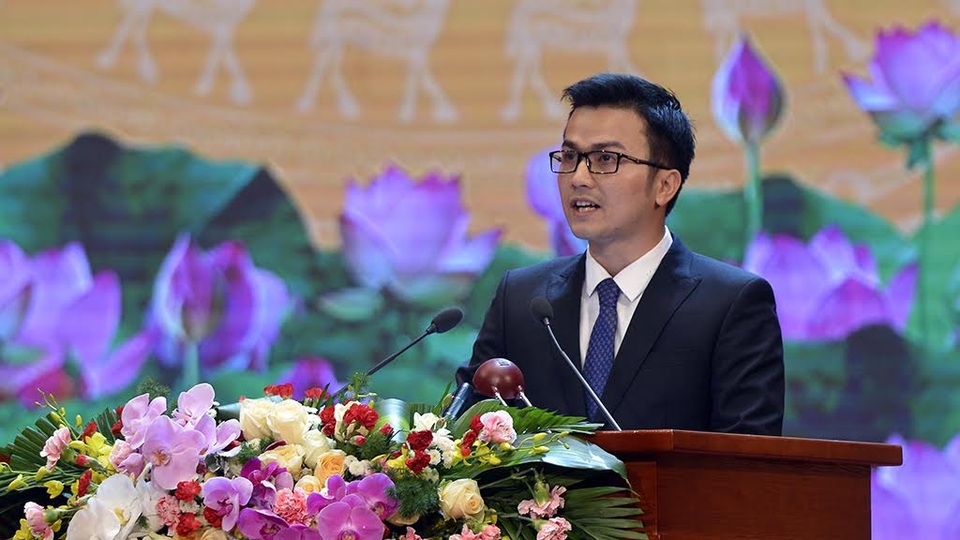 Khí phách “Quyết tử để Tổ quốc quyết sinh” - bản anh hùng ca mùa Đông - 2
Phó Giáo sư, Tiến sỹ Trần Xuân Bách – đại diện thế hệ trẻ phát biểu