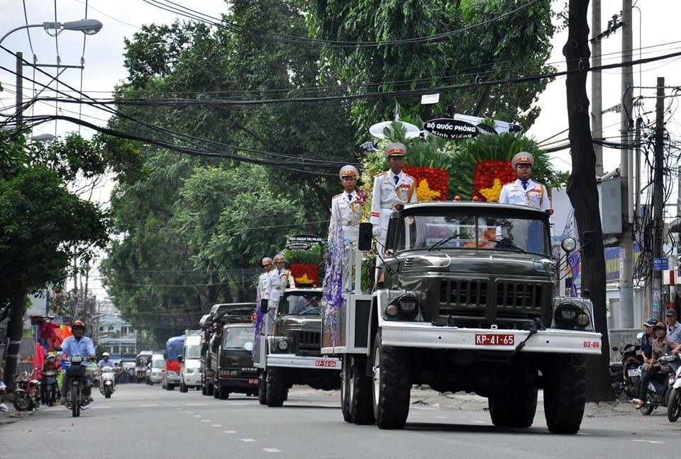 Tiễn biệt 3 phi công hy sinh khi bay huấn luyện trên đỉnh Bao Quan - 5 Tiễn biệt 3 phi công hy sinh khi bay huấn luyện trên đỉnh Bao Quan - 5