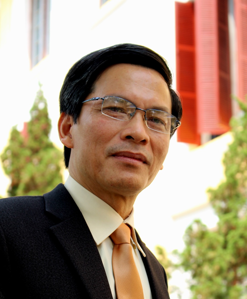 60 năm tự hào từ mái trường Đại học Khoa học Huế - 9 PGS.TS. Hoàng Văn Hiển, Hiệu trưởng Đại học Khoa học Huế - Đại học Huế