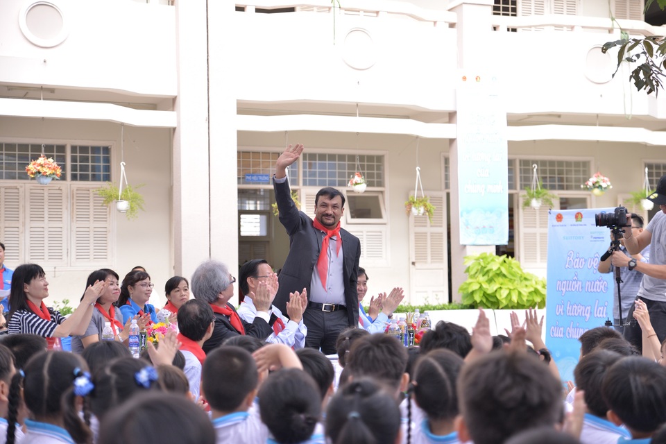 Bảo vệ nguồn nước sạch cho thế hệ trẻ Việt - 1 Bảo vệ nguồn nước sạch cho thế hệ trẻ Việt - 1