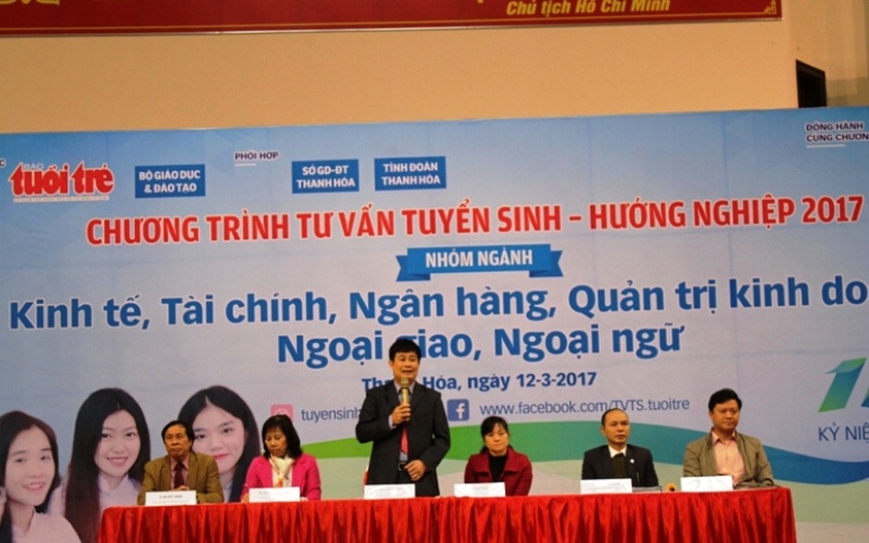 Hơn 3.000 học sinh tham gia tư vấn tuyển sinh - 1 Chương trình Tư vấn tuyển sinh - Hướng nghiệp năm 2017