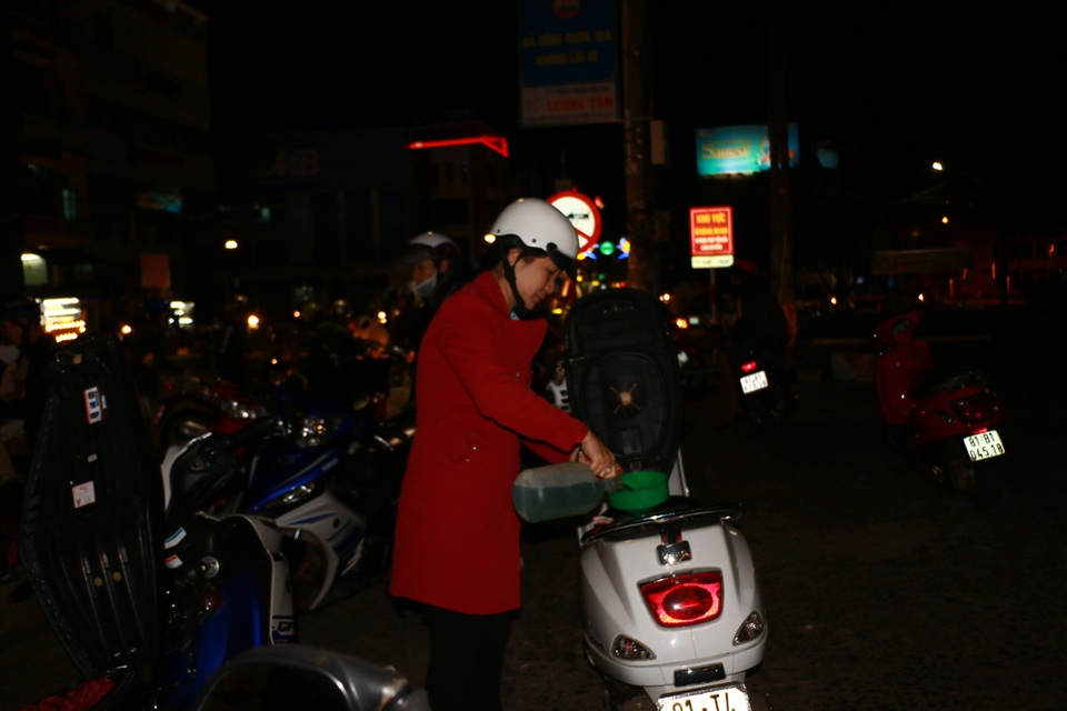 Một lúc sau, giá đã được đẩy lên đến 60 nghìn đồng