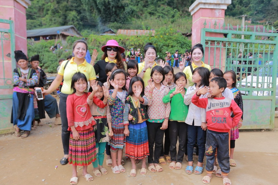 Nữ doanh nhân Sen Vàng “tri ân cuộc sống” - 6 Nữ doanh nhân Sen Vàng “tri ân cuộc sống” - 6