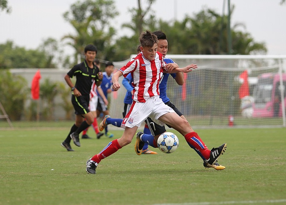 Giám đốc Ryan Giggs khen U15 PVF sau trận thắng U15 Stoke City - 14 Giám đốc Ryan Giggs khen U15 PVF sau trận thắng U15 Stoke City - 14