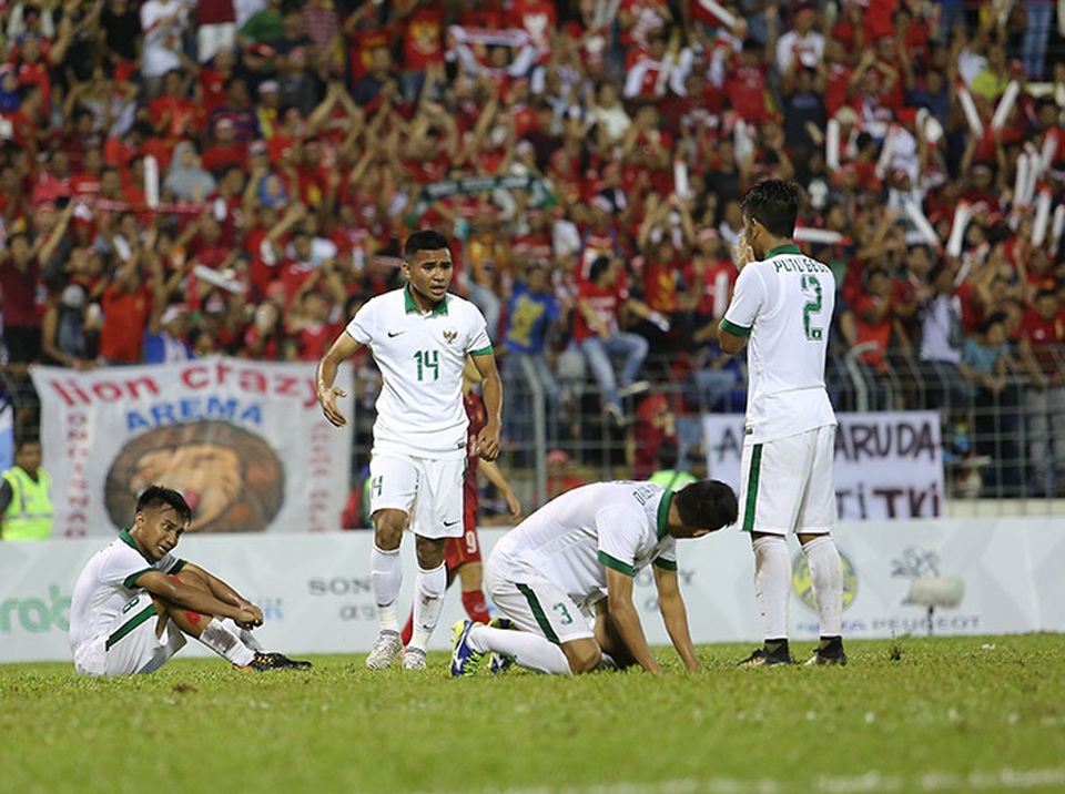 Hoà U22 Việt Nam, cầu thủ Indonesia quỳ xuống sân, ăn mừng như vô địch - 4
Nỗ lực quên mình đã giúp Indonesia kiếm được 1 điểm từ U22 Việt Nam