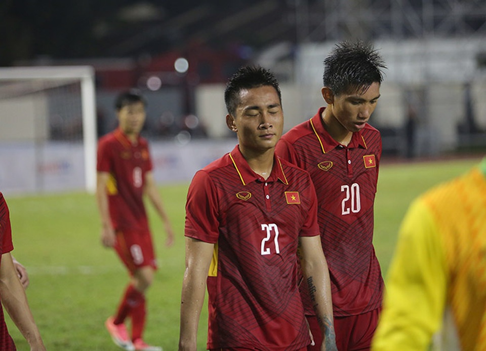 Tuyển thủ U22 Việt Nam buồn bã sau khi bị Indonesia cầm hòa - 4
Tuấn Tài bỏ lỡ nhiều cơ hội ở trận đấu này