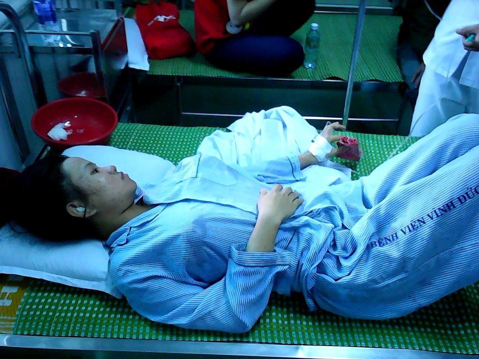 Quảng Nam: Ngộ độc khí CO, một gia đình thoát chết - 1 Chị Nguyễn Thị T. đã qua cơn nguy kịch do bị ngộ độc khí than
