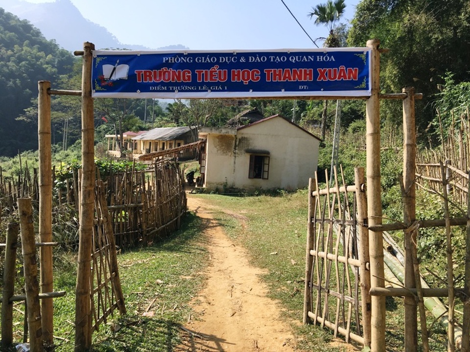“Chuyên gia” cắm bản - 1 Điểm trường lẻ Giá 1, trường Tiểu học Thanh Xuân, xã Thanh Xuân, huyện Quan Hóa (Thanh Hóa).