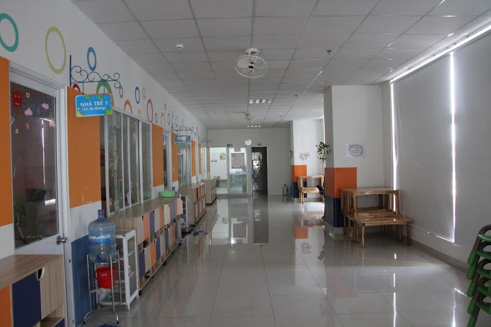 Vụ hiệu trưởng dọa ném trẻ qua cửa sổ: Cơ sở sẽ ngưng hoạt động từ ngày mai - 1 Cơ sở mầm non Apollo - nơi xảy ra việc hiệu trưởng dốc ngược, dọa ném trẻ qua cửa sổ