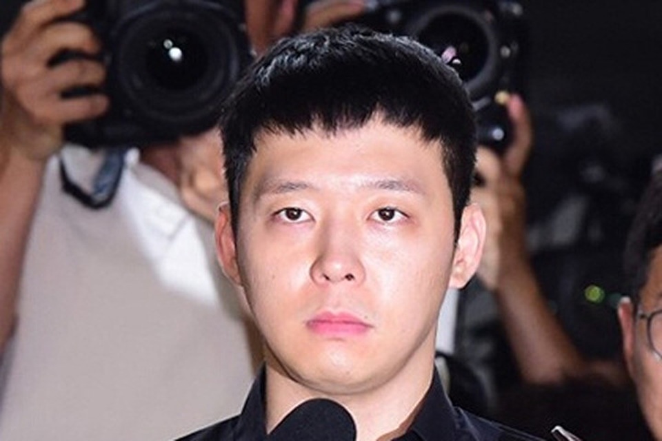 Người tống tiền Park Yoochun phải nhận án phạt “bóc lịch” - 1
Cô gái tố cáo Park Yoochun cưỡng dâm và đồng phạm của cô đã bị tuyên án bóc lịch vì tội tống tiền.