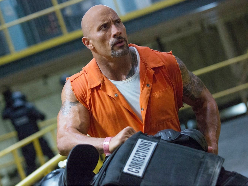 Sửng sốt trước cách nuôi cơ bắp của nam diễn viên “Fast & Furious” - 1