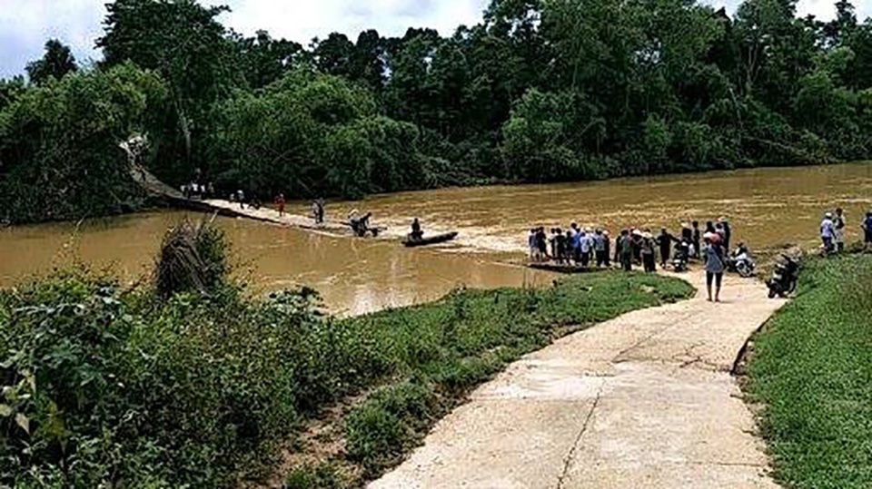 3 mẹ con bị lũ cuốn trôi khi đi qua cầu tràn - 1 Cầu tràn Hương Yên - nơi 3 mẹ con chị Sâm bị lũ cuốn trôi.