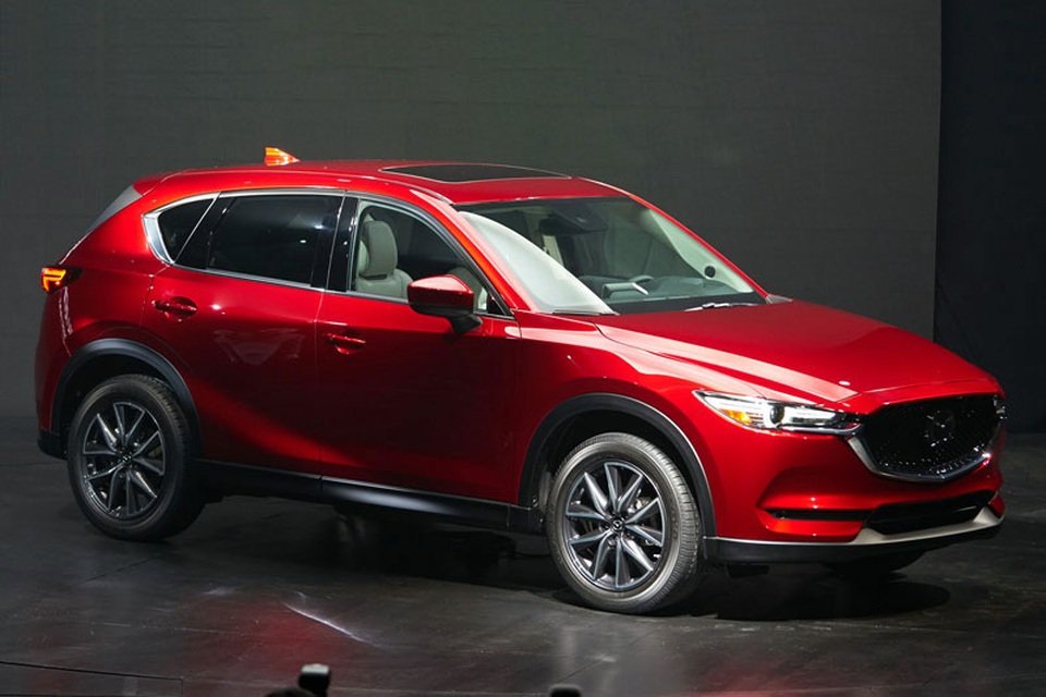 Mua xe Mazda được giảm hơn 40 triệu đồng - 4 Mua xe Mazda được giảm hơn 40 triệu đồng - 4