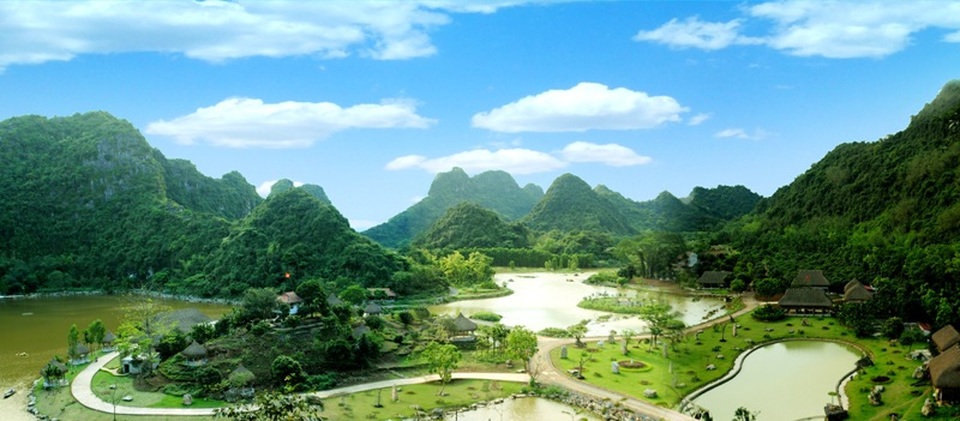 Khám phá "nơi bảo tồn những báu vật của trời"! - 20 Toàn cảnh khu vườn chim Thung Nham.