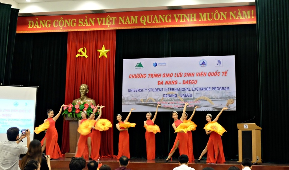 Giao lưu sinh viên Đà Nẵng - Daegu - 2 Giao lưu sinh viên Đà Nẵng - Daegu - 2