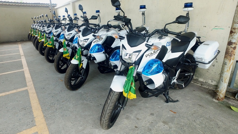Những "bóng hồng" trong lực lượng dẫn đoàn TPHCM dịp APEC - 1 Dàn xe phục vụ công tác dẫn đường