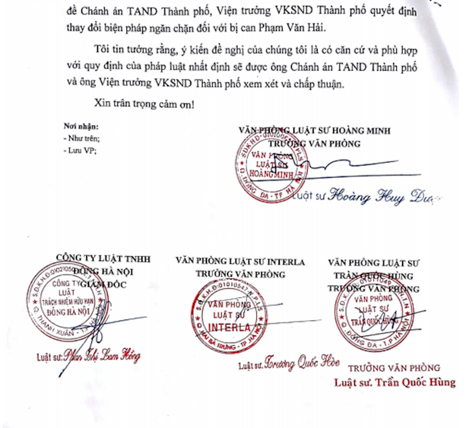 TAND Tối cao đề nghị xem xét việc xin tại ngoại cho bị cáo bị tạm giam gần 5 năm vẫn kêu oan - 3
Các luật sư kiến nghị thay đổi biện pháp ngăn chặn với bị can Phạm Văn Hải lên Chánh án TAND TP Hà Nội và Viện trưởng VKSND TP Hà Nội.