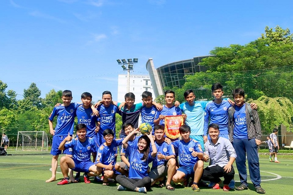 Nữ sinh được cưng chiều như công chúa trong lớp học - 7 Nữ sinh được cưng chiều như công chúa trong lớp học - 7