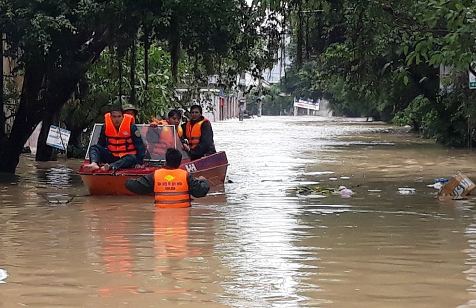 Đến nay, mưa lũ tại Bình Định làm 8 người chết và 5 mất tích