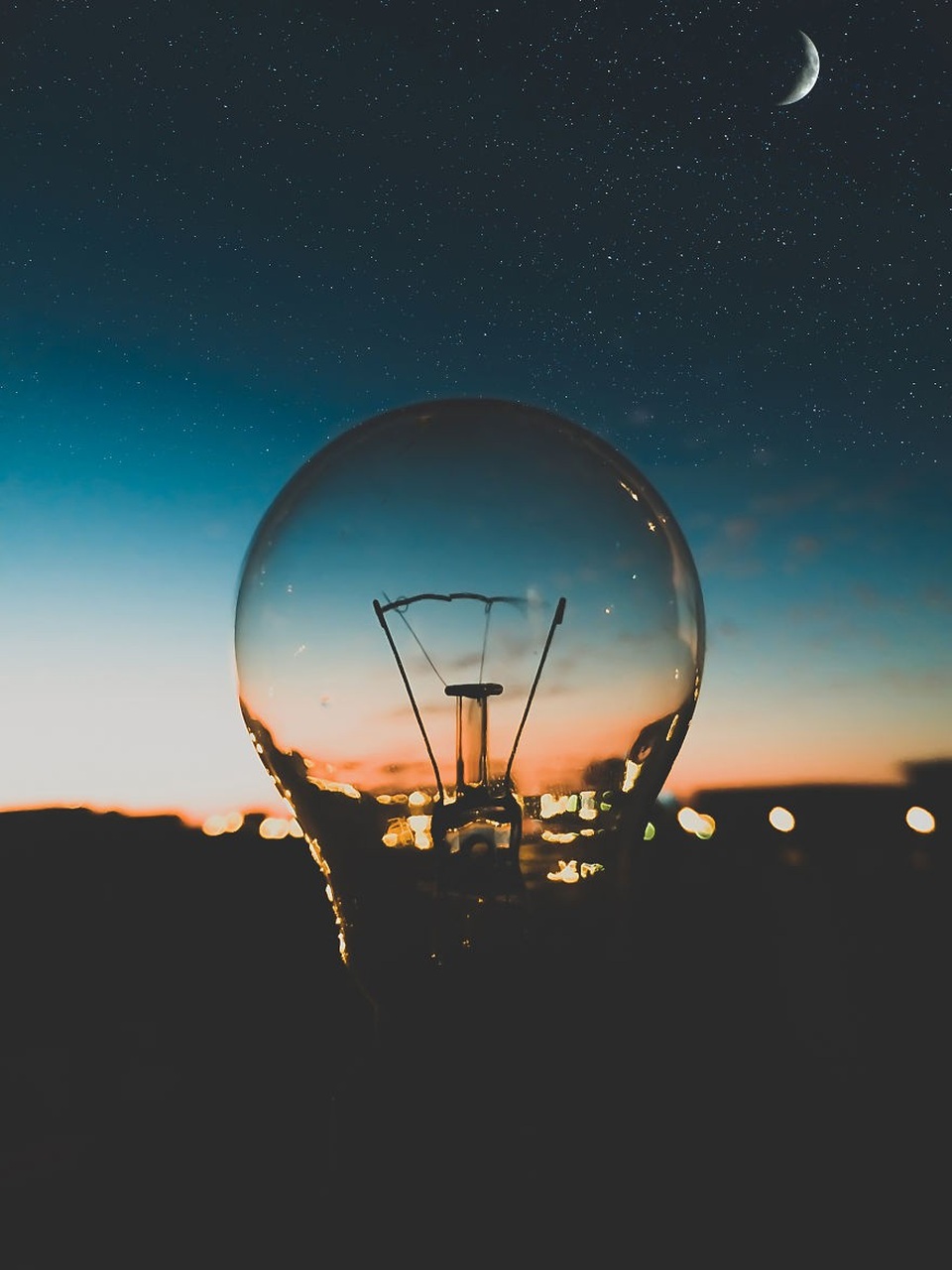 Có lẽ sẽ chẳng ai tin rằng tấm ảnh này được chụp bằng một chiếc smartphone bởi cái cách mà nó tái hiện hoàn hảo lại các vật thể trên bầu trời.