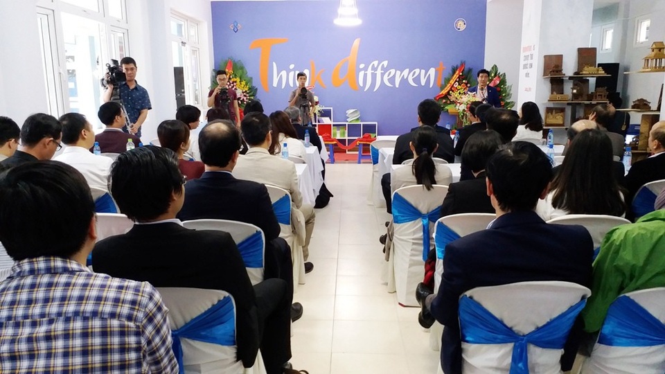 Ra mắt Không gian sáng tạo và Trung tâm đào tạo Kỹ năng mềm tại TP Huế - 1 Sự kiện ra mắt Không gian sáng tạo và Trung tâm đào tạo Kỹ năng mềm, Đổi mới sáng tạo và khởi nghiệp tại trường Cao đẳng Công nghiệp – Huế thu hút đông đảo mọi người.