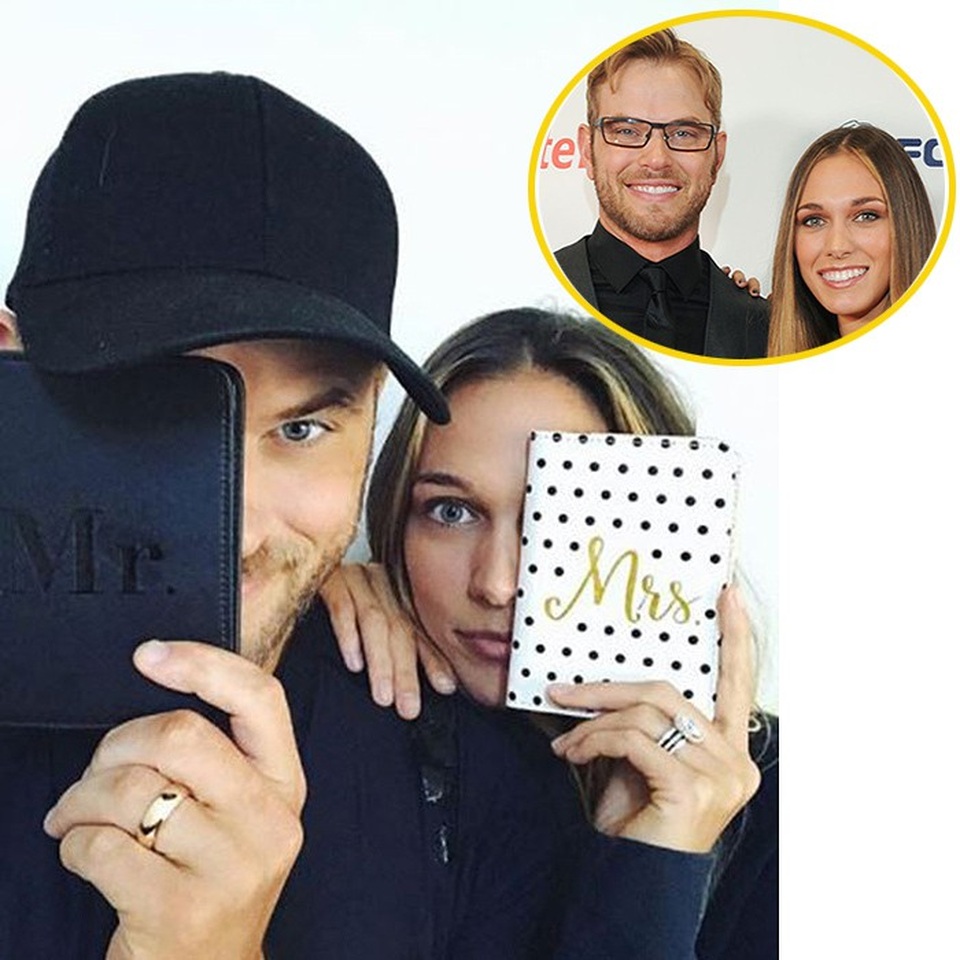 Những cặp “sao” nên duyên năm 2017 - 7
Trong dịplễ Tạ Ơn vừa qua, ngôi sao phim Chạng vạng Kellan Lutz bất ngờ thông báo trên trang cá nhân rằng anh đã kết hôn bí mật với bạn gái Brittany Gonzales sau 2 năm hò hẹn. Cặp đôi hạnh phúc này đính hôn vào tháng 9. Kellan Lutz gọi vợ là người bạn tốt nhất, người vợ trong mơ.