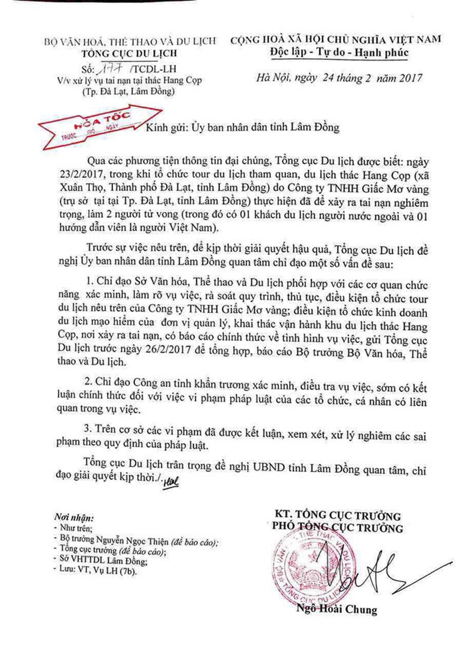 "Đề nghị xử lý nghiêm vụ du khách và hướng dẫn viên tử vong tại Đà Lạt" - 2
Sau khi sự việc trên xảy ra, TCDLVN đã có công văn hỏa tốc gửi UBND tỉnh Lâm Đồng yêu cầu làm rõ vụ việc và xử lý nghiêm các đơn vị liên quan.