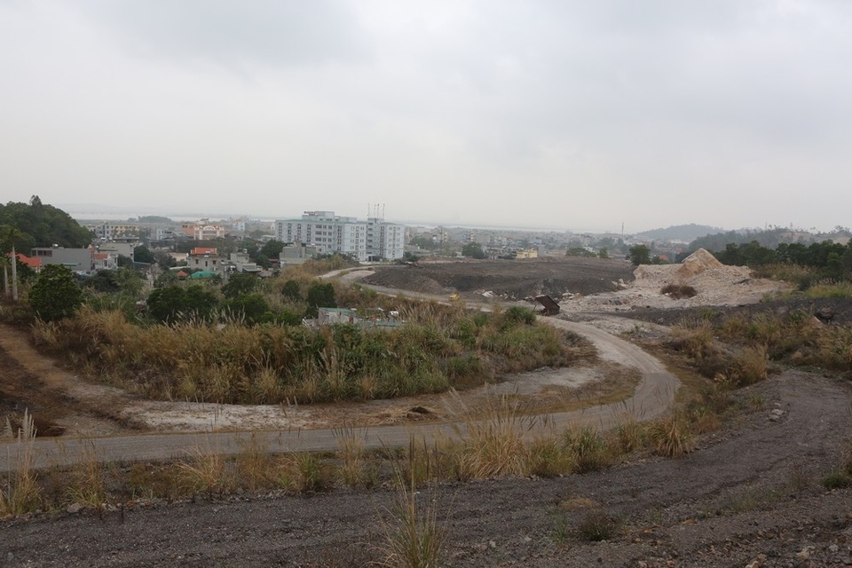 
Khu vực dự án bị sụt lún nhưng chưa được TKV xử lý
