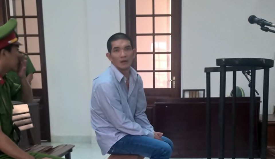 Đang thụ án trong tù, phạm nhân tự thú tội giết người - 1 Bị cáo Diệu tại phiên tòa.