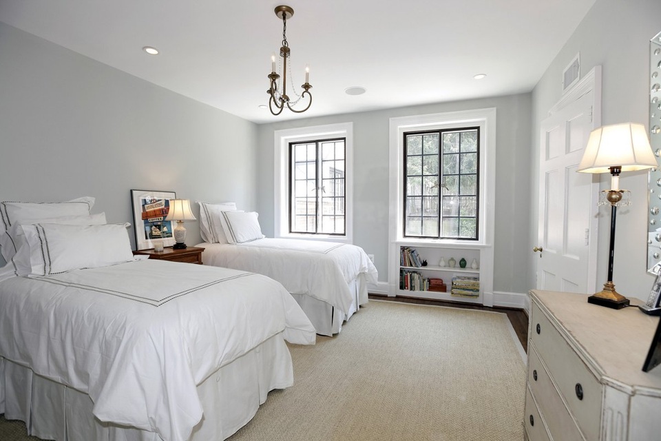 
Một trong 9 phòng ngủ của căn biệt thự.
