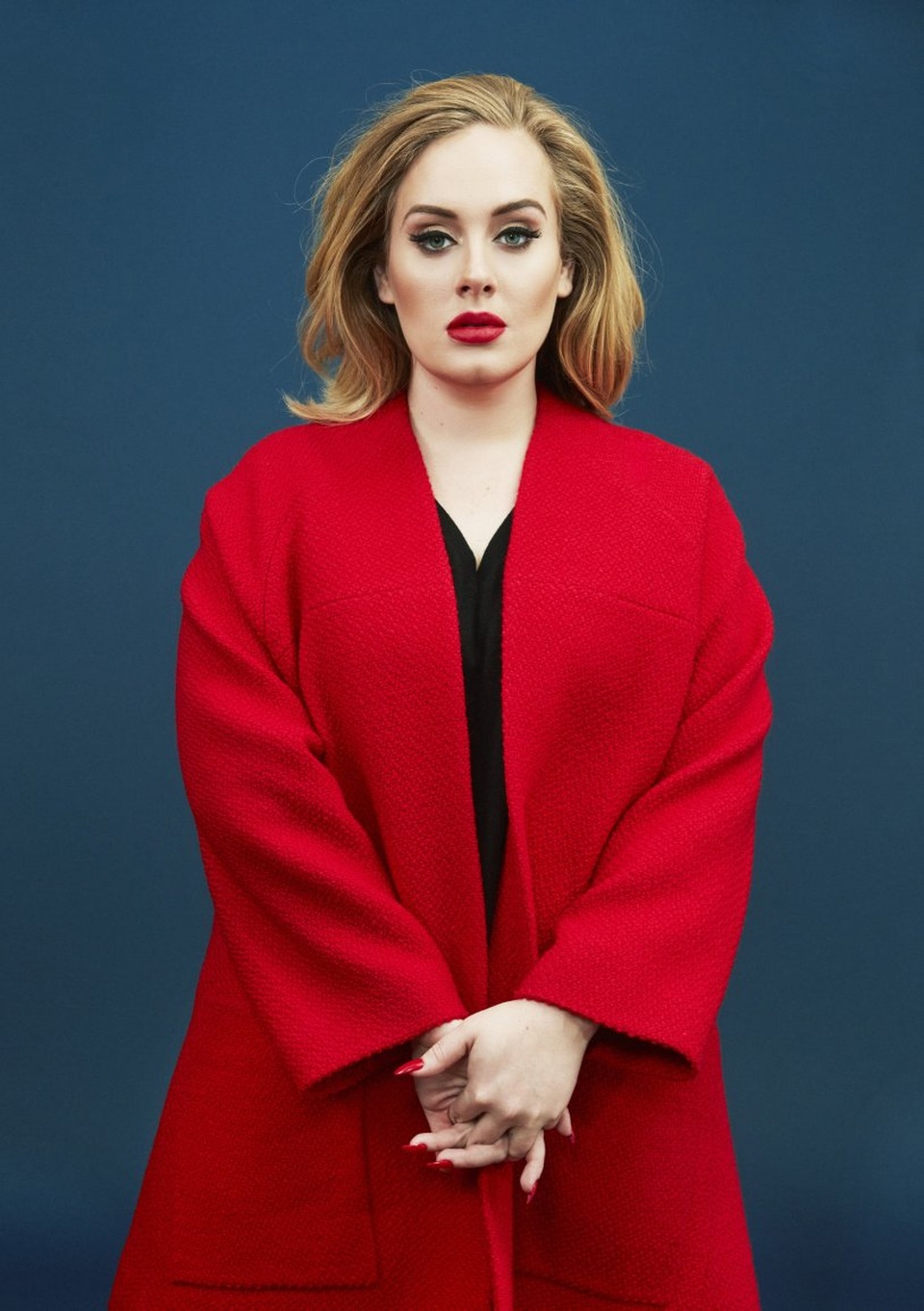 Adele: Trong “Adele Live 2016”, Adele đã buộc phải hoãn hủy một số show trong tháng 7 vừa qua vì dây thanh quản gặp vấn đề. Nhưng đây không phải lần đầu cô gặp vấn đề với dây thanh quản.