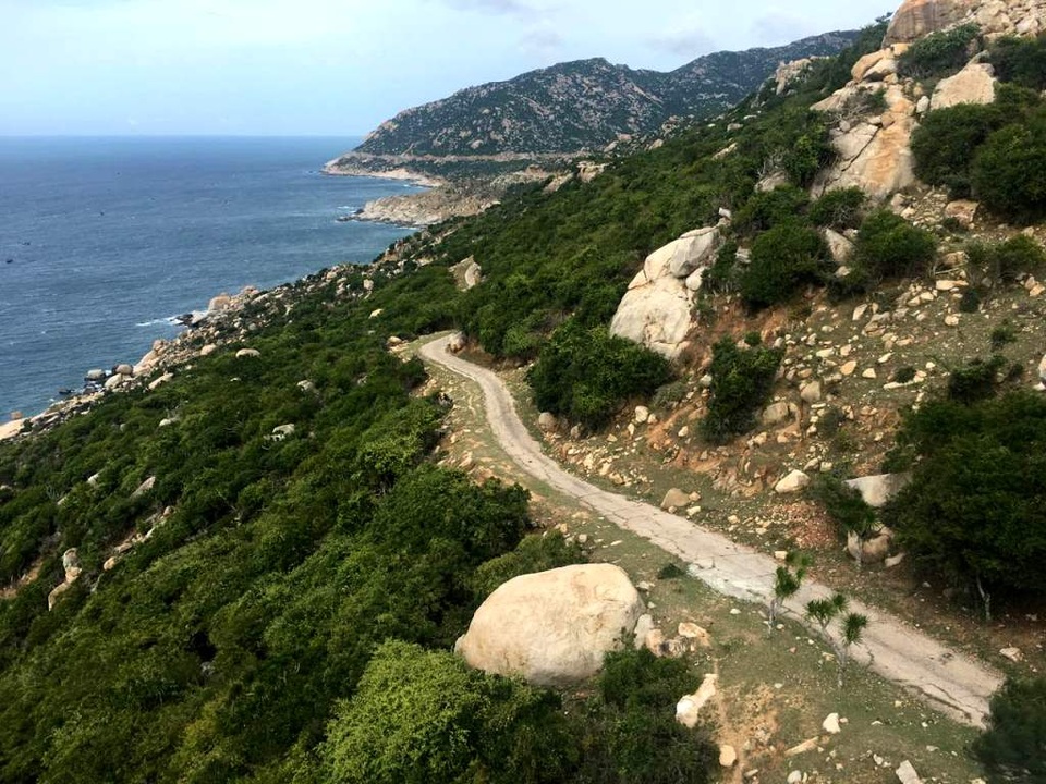 Ninh Thuận: Huyền bí Mũi Dinh - 9 Con đường độc đạo lên Mũi Dinh